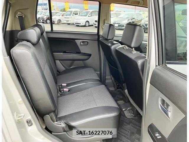Suzuki WAGON R 2011 8700822-5