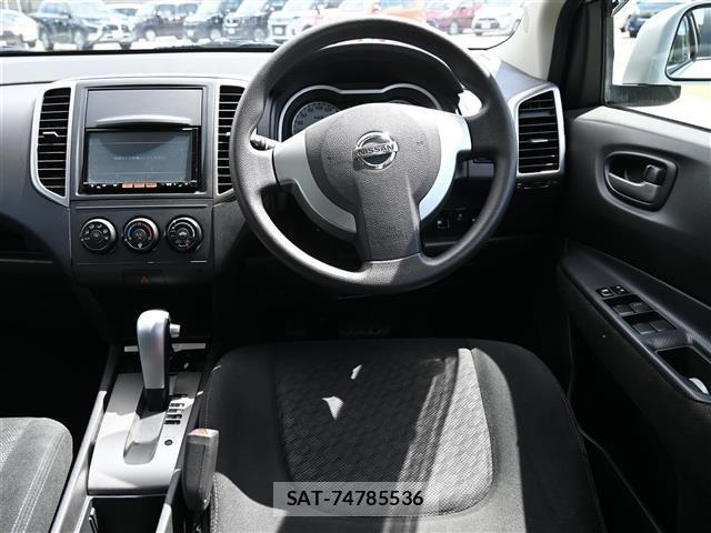 Nissan Wingroad 2017 8916842-19