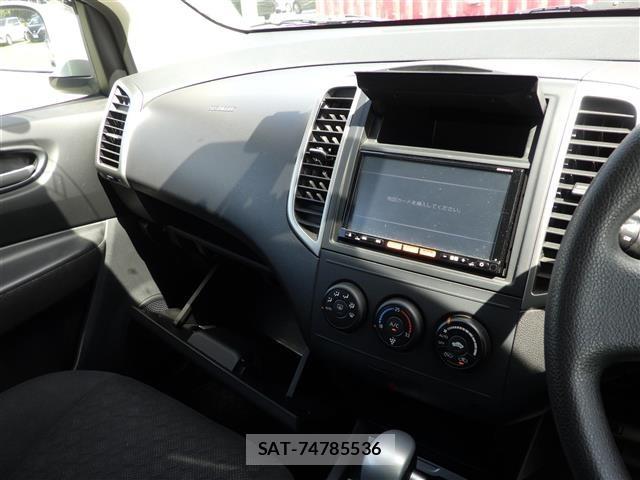 Nissan Wingroad 2017 8916842-20