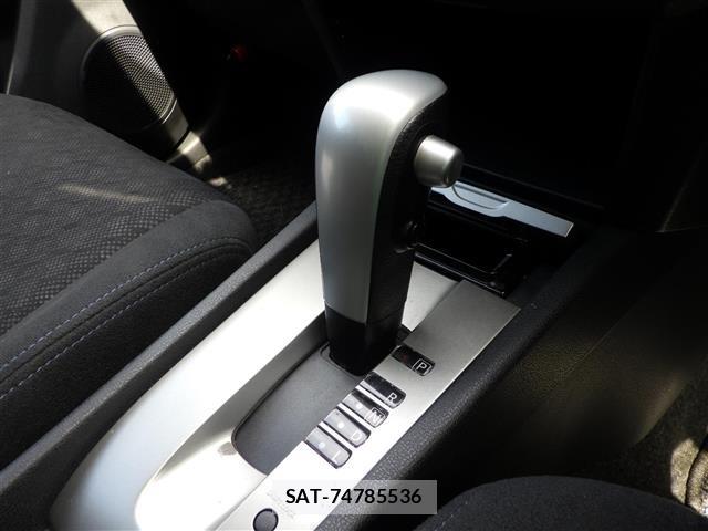 Nissan Wingroad 2017 8916842-22