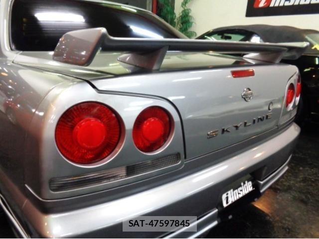 Nissan SKYLINE 2000 8909115-25