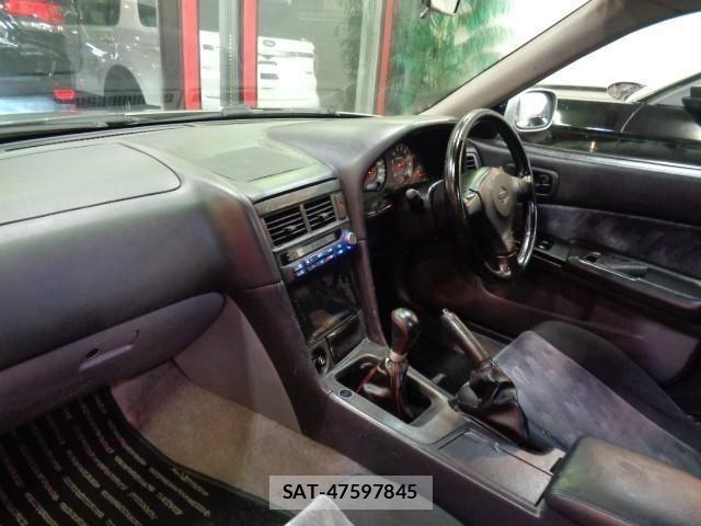 Nissan SKYLINE 2000 8909115-31