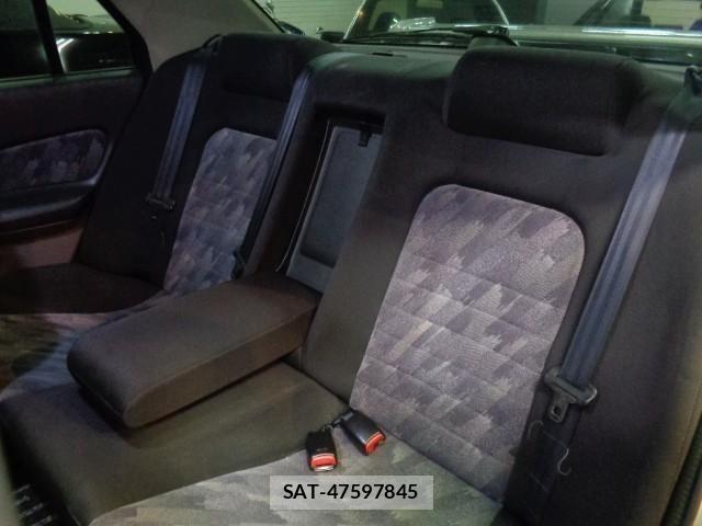 Nissan SKYLINE 2000 8909115-36