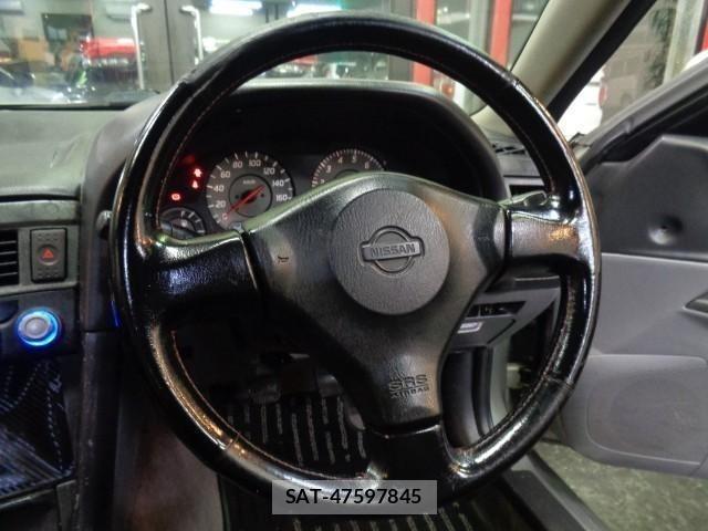 Nissan SKYLINE 2000 8909115-4