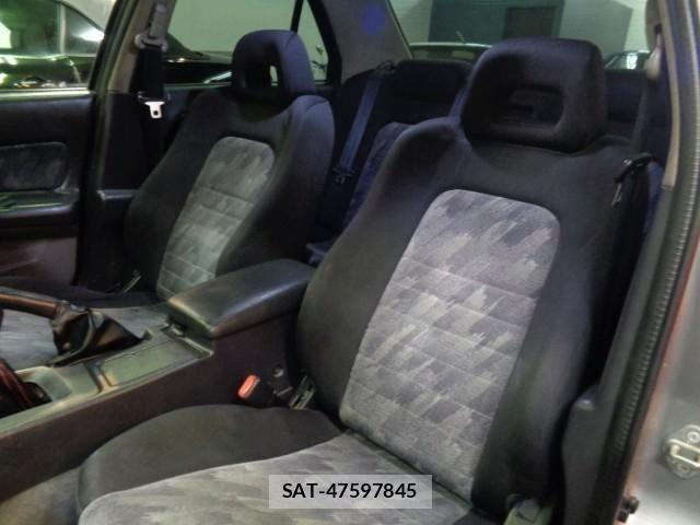 Nissan SKYLINE 2000 8909115-6