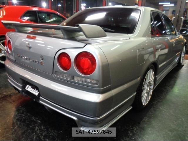 Nissan SKYLINE 2000 8909115-9