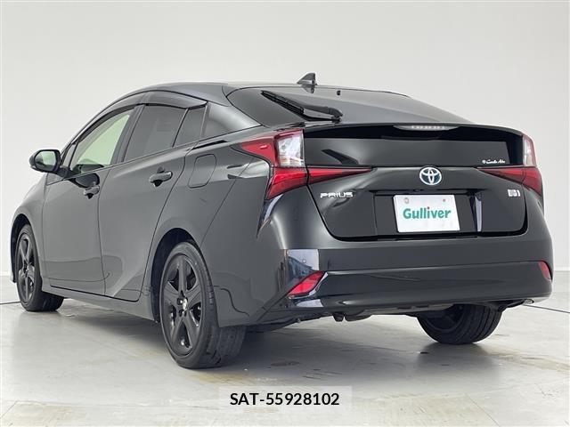 Toyota PRIUS 2022 8736176-13
