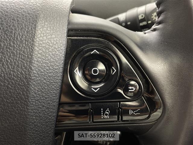 Toyota PRIUS 2022 8736176-2
