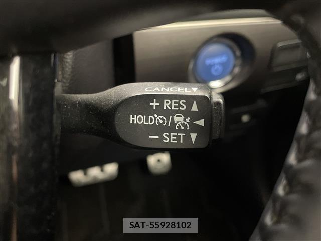Toyota PRIUS 2022 8736176-4