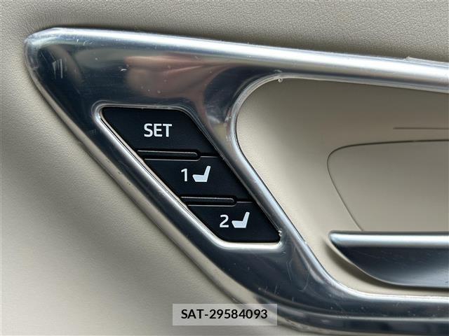 Toyota CROWN 2018 8937464-11