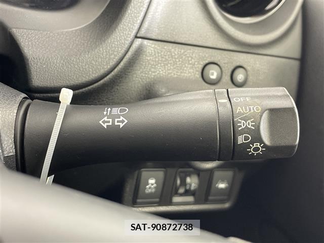 Nissan NOTE 2017 8911327-8