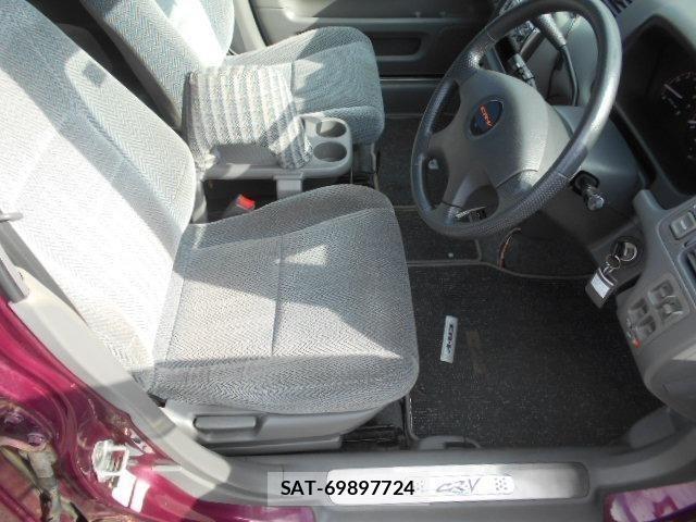 Honda CR-V 1996 8910025-6