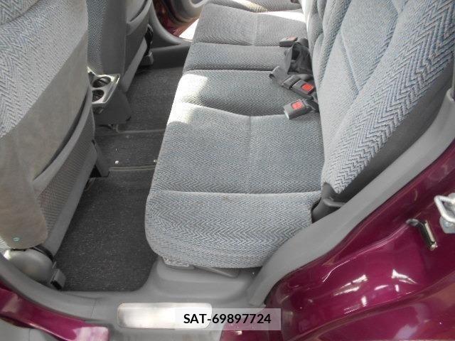 Honda CR-V 1996 8910025-9