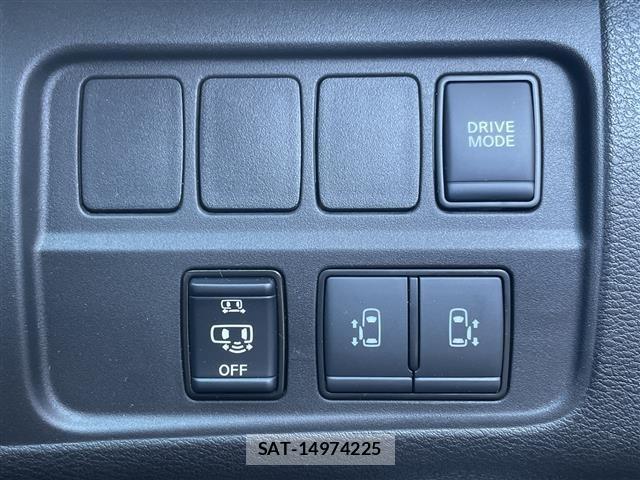Nissan SERENA 2022 8924494-11