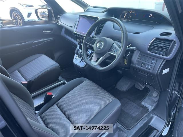 Nissan SERENA 2022 8924494-6