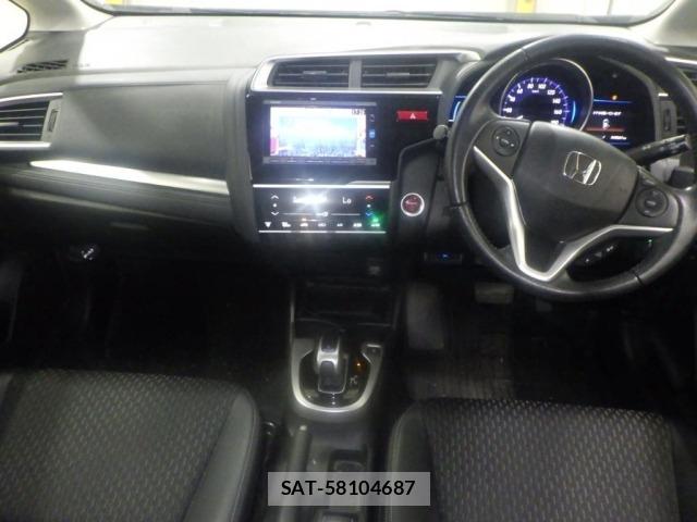 Honda FIT 2016 8703760-3