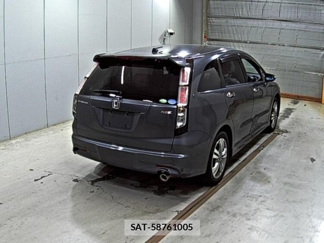 Honda STREAM 2011 8718011-5