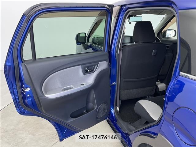 Daihatsu CAST 2015 8935065-4