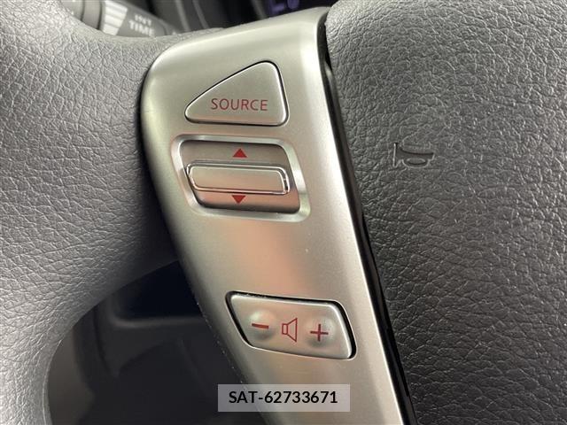 Nissan NOTE 2016 8911363-9