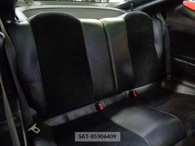 Honda INTEGRA 2004 8748616-38