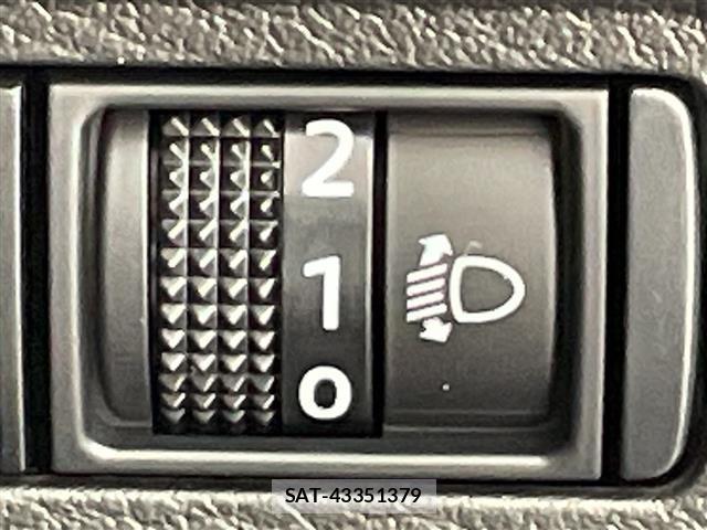 Nissan ROOX 2026 8901180-22