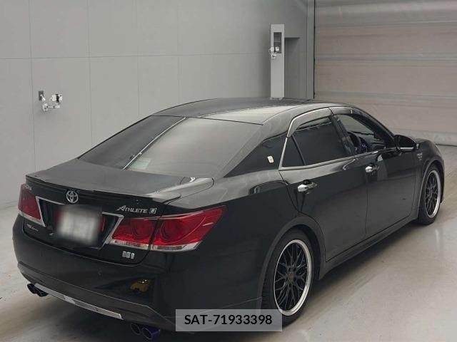 Toyota CROWN 2015 8937192-1