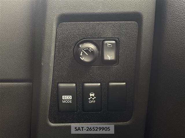Nissan DUALIS 2013 8918456-1