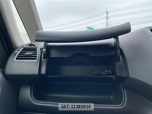 Nissan SERENA 2013 8924555-4