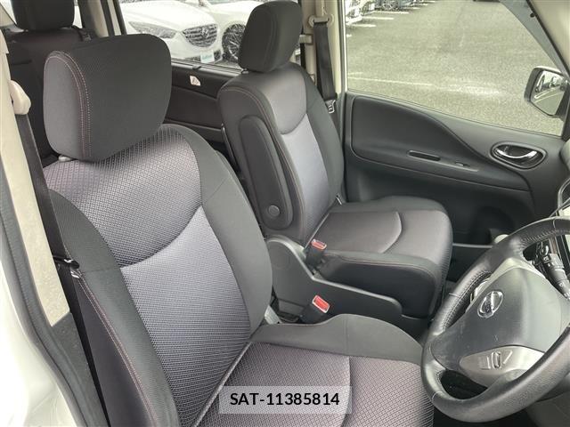 Nissan SERENA 2013 8924555-6