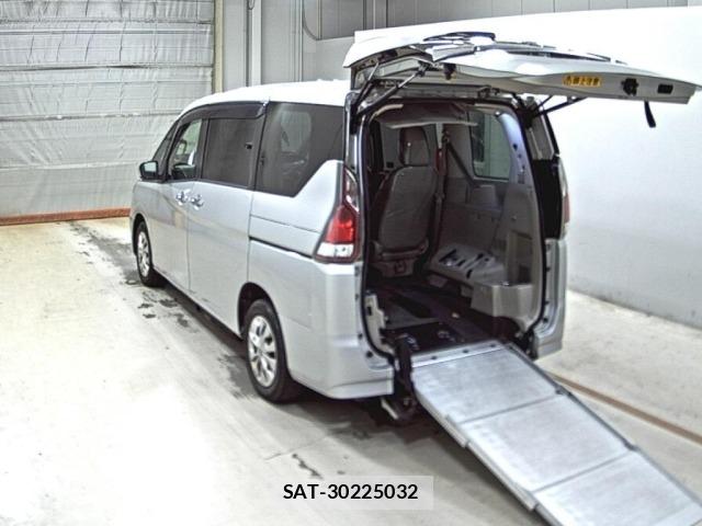 Nissan SERENA 2018 8672884-1