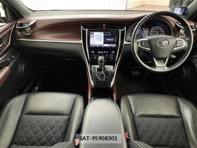 Toyota HARRIER 2018 8936836-15