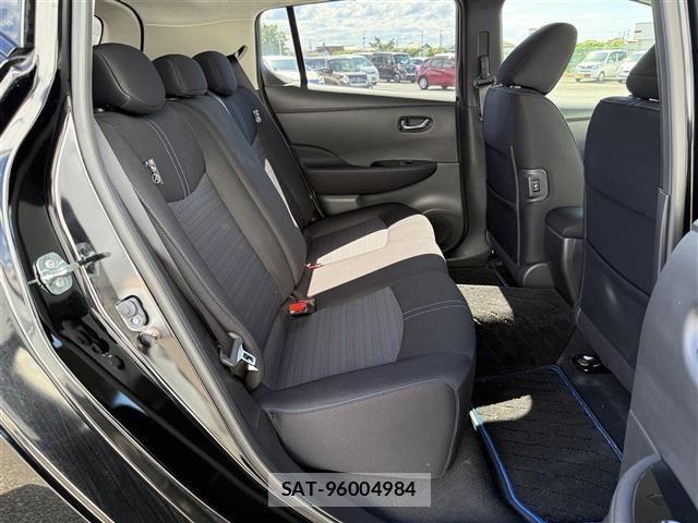 Nissan LEAF 2019 8928791-8