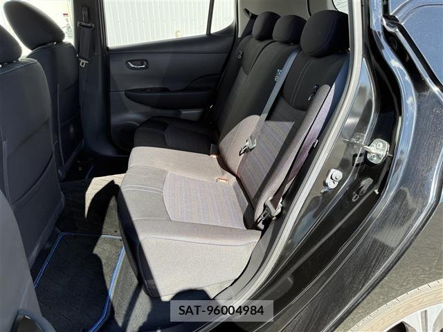 Nissan LEAF 2019 8928791-9