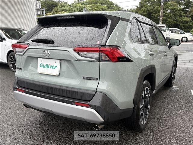 Toyota RAV4 2021 8938063-19