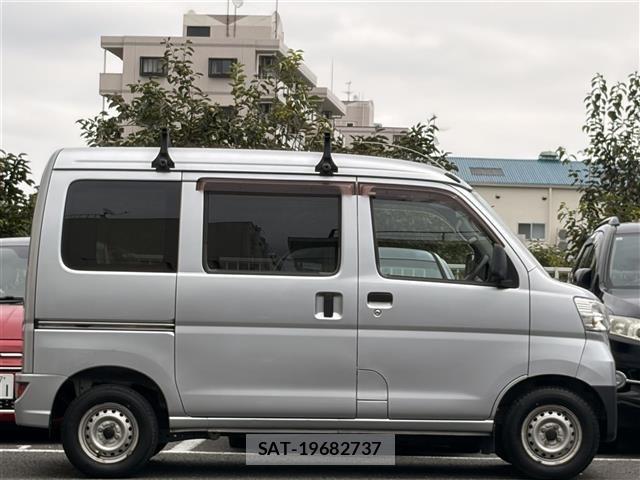 Toyota PIXIS VAN 2018 8775593-21