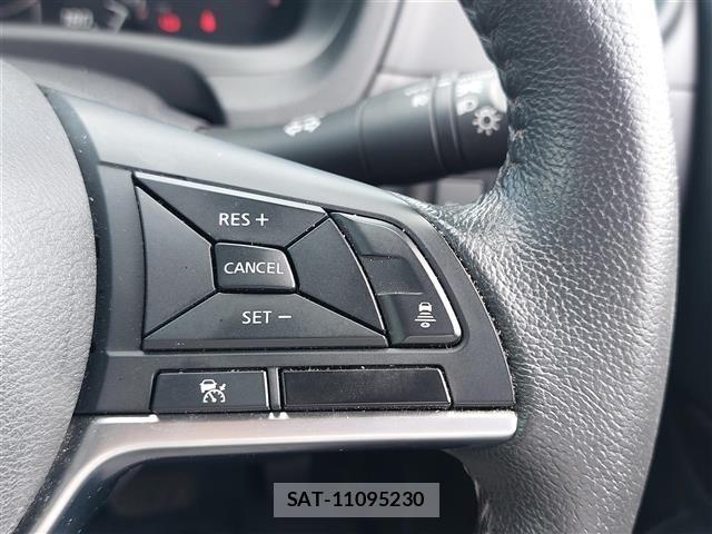 Nissan NOTE 2017 8911391-23