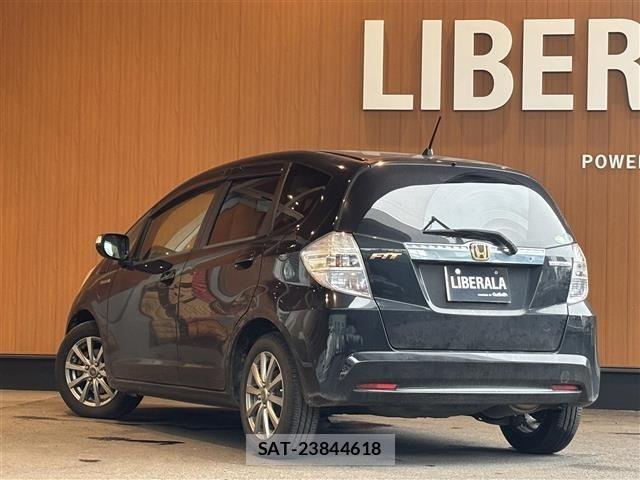 Honda FIT 2012 8921332-13