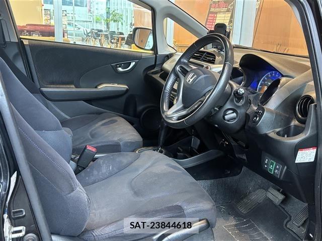 Honda FIT 2012 8921332-15
