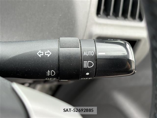 Toyota PRIUS 2013 8938586-7