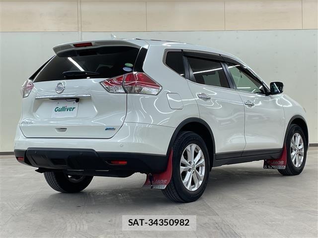 Nissan X-TRAIL 2015 8862531-16