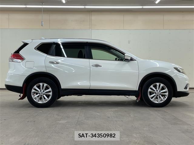 Nissan X-TRAIL 2015 8862531-21