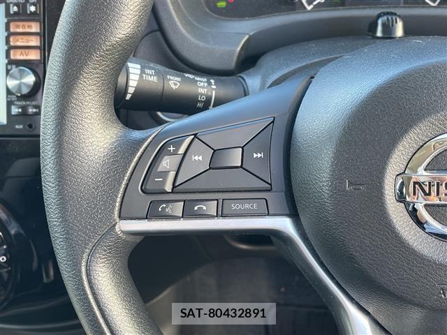 Nissan NOTE 2018 8911393-7