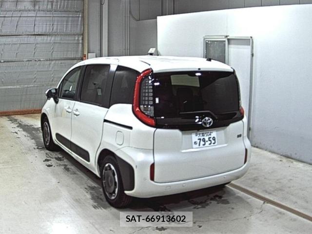 Toyota SIENTA 2023 8672354-1