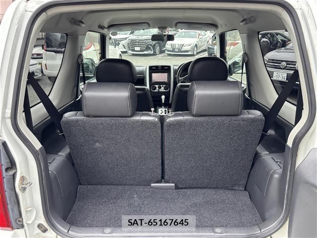 Suzuki JIMNY 2011 8932440-21