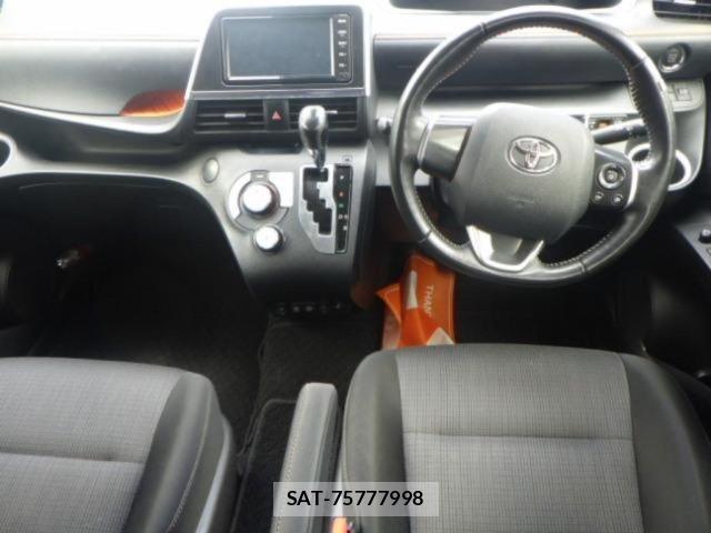 Toyota SIENTA 2021 8672359-3