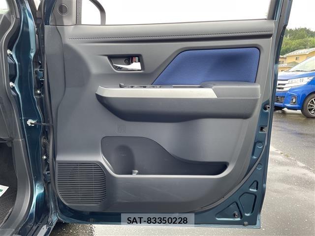 Toyota ROOMY 2019 8914202-6