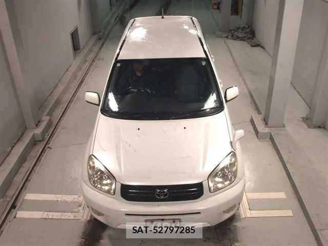 Toyota RAV4 2005 8680675-6