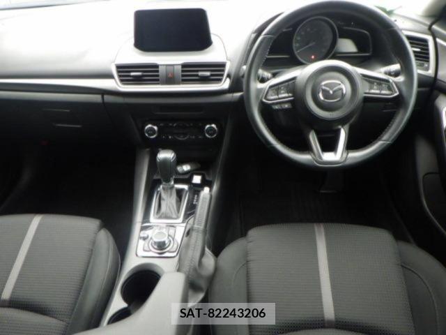 Mazda AXELA 2017 8719025-3