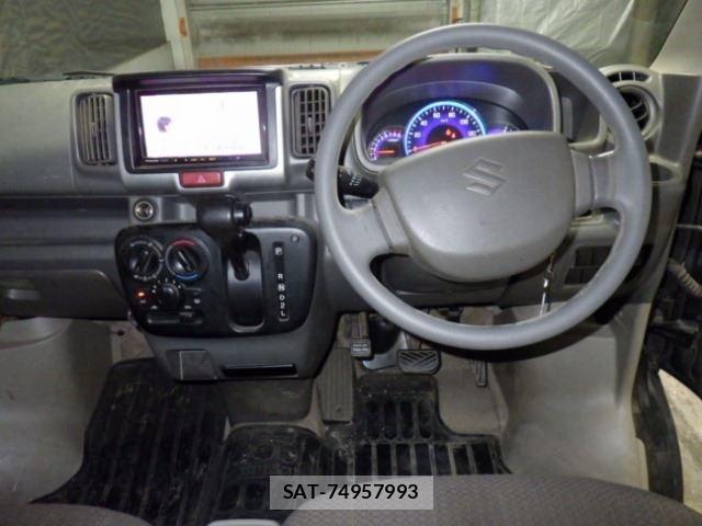 Suzuki EVERY 2016 8927682-4