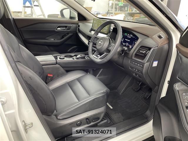 Nissan X-TRAIL 2024 8928539-2